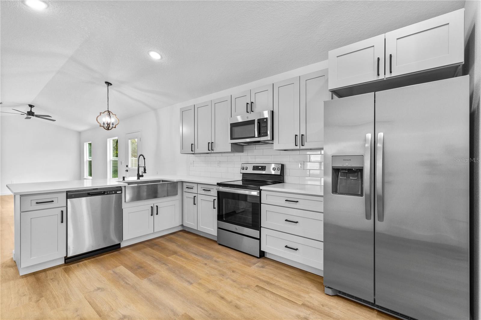 EUSTIS HOGANS SUB - Residential