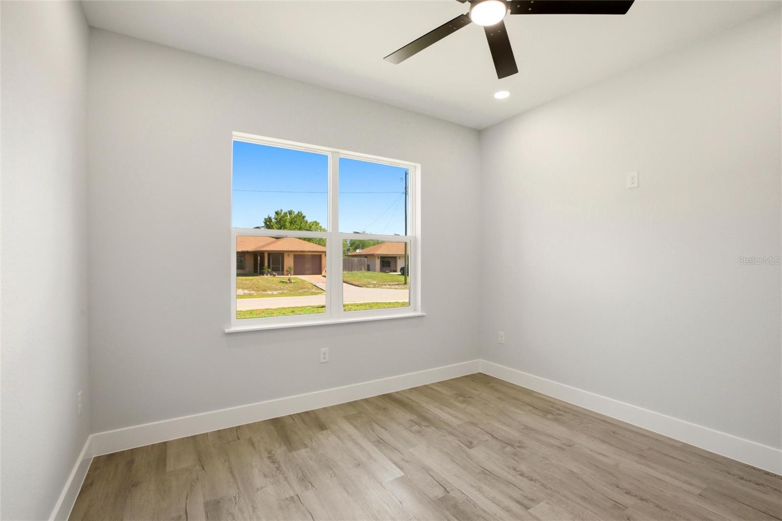 LEISURE LAKES SEC 03 - Residential