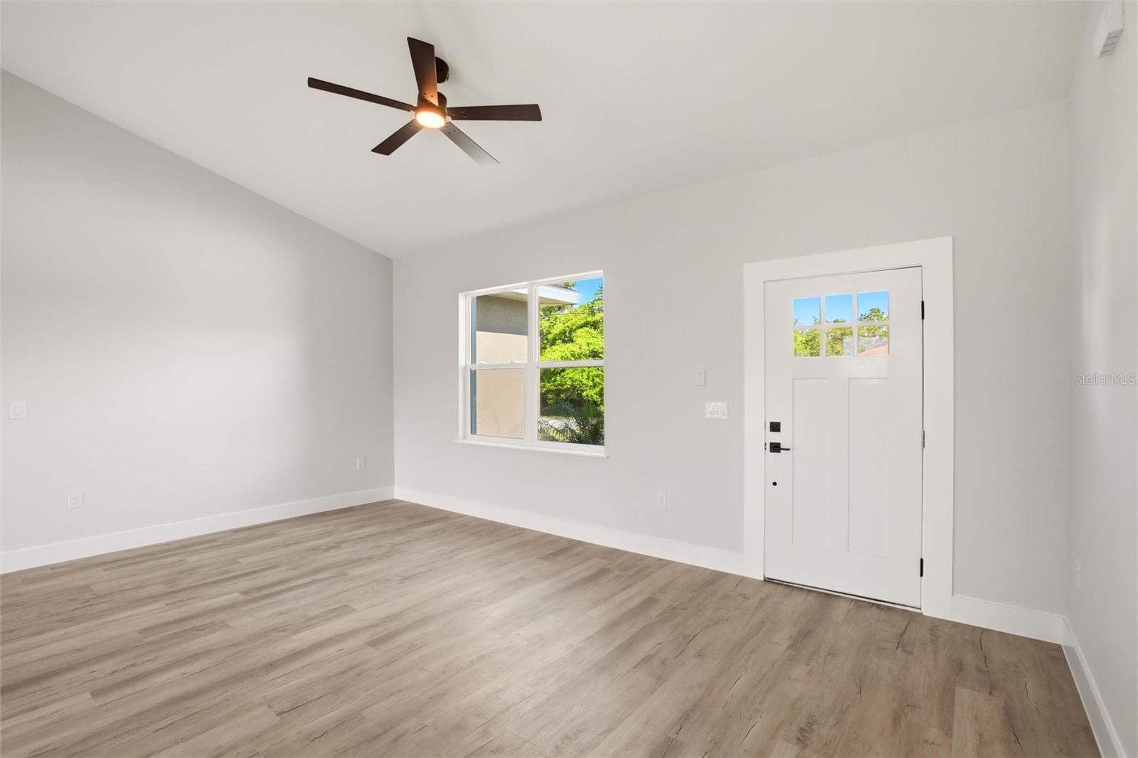 LEISURE LAKES SEC 03 - Residential
