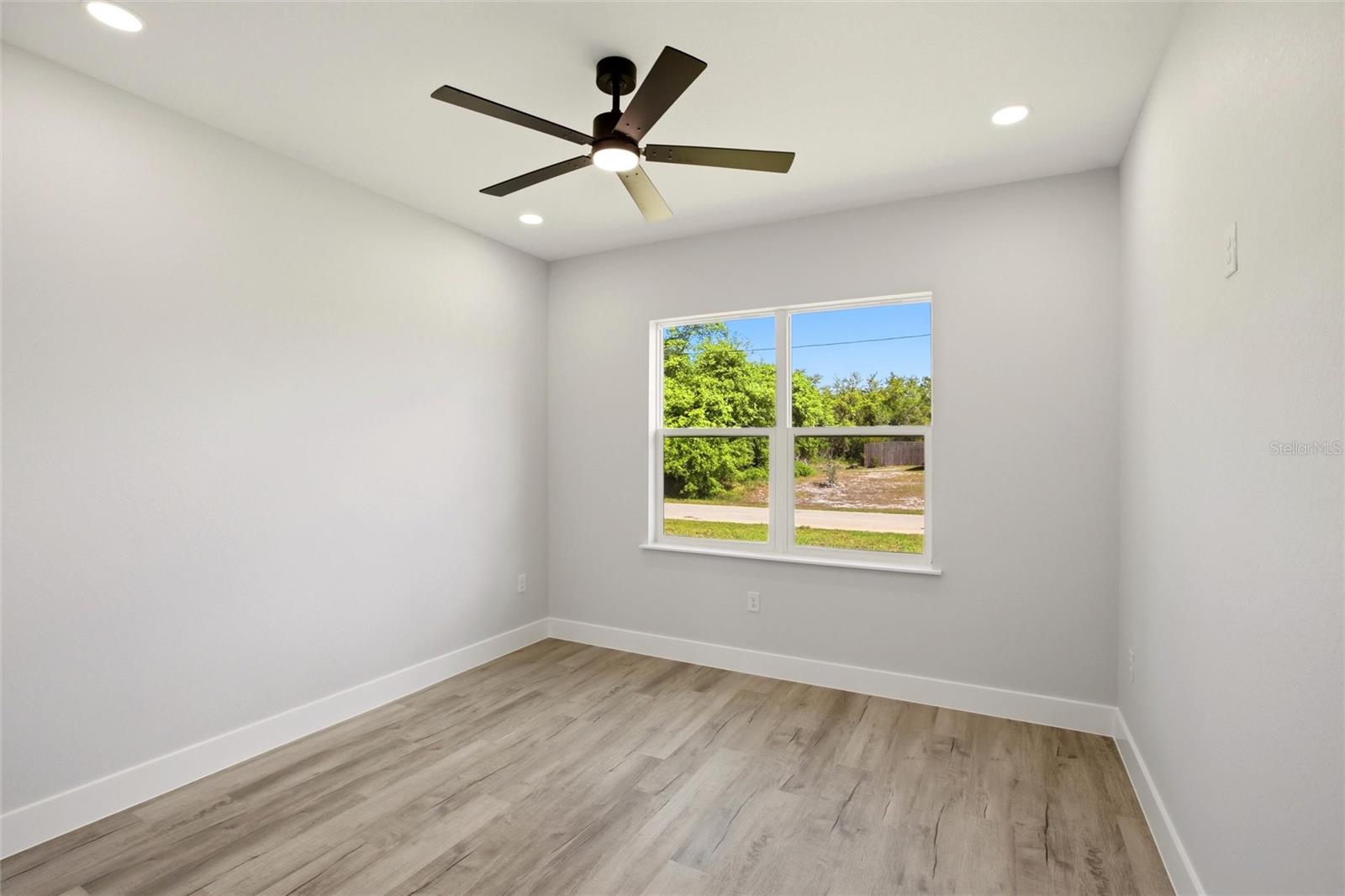 LEISURE LAKES SEC 03 - Residential