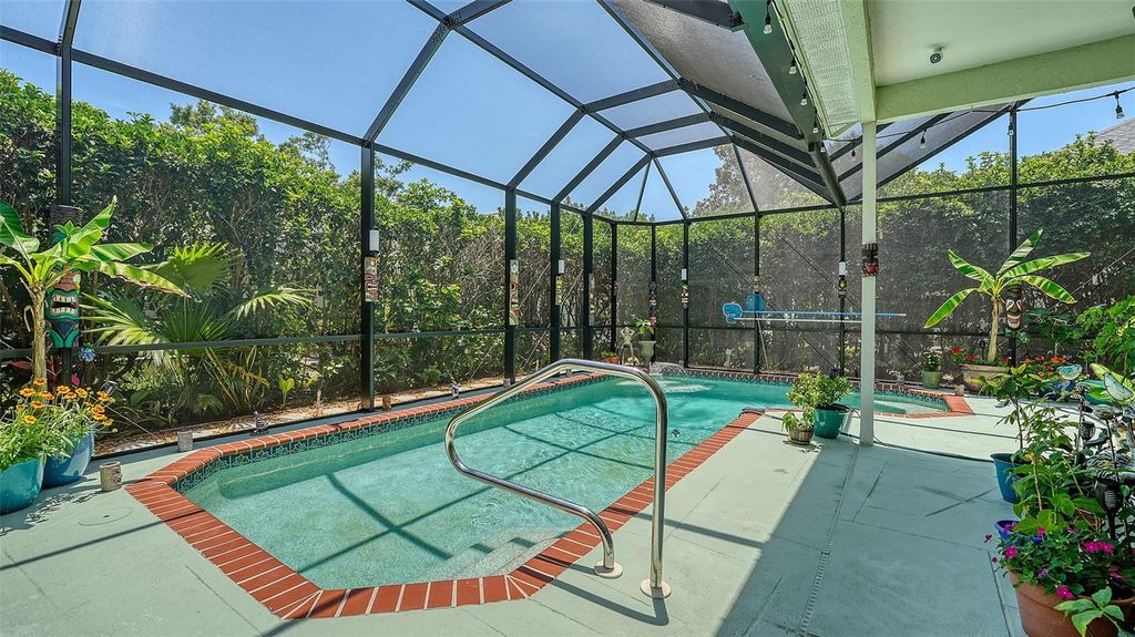 Photo of 4612 4th Avenue E, Bradenton, FL 34208 (MLS # A4654276)