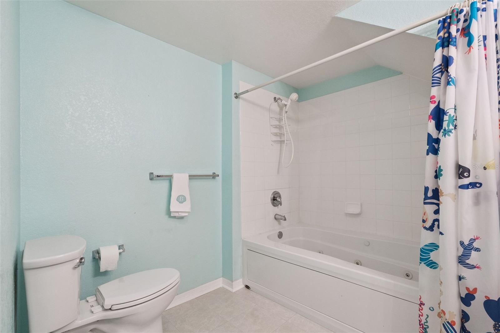 VENETIAN BAY VILLAGE CONDO PH 1 - Residential