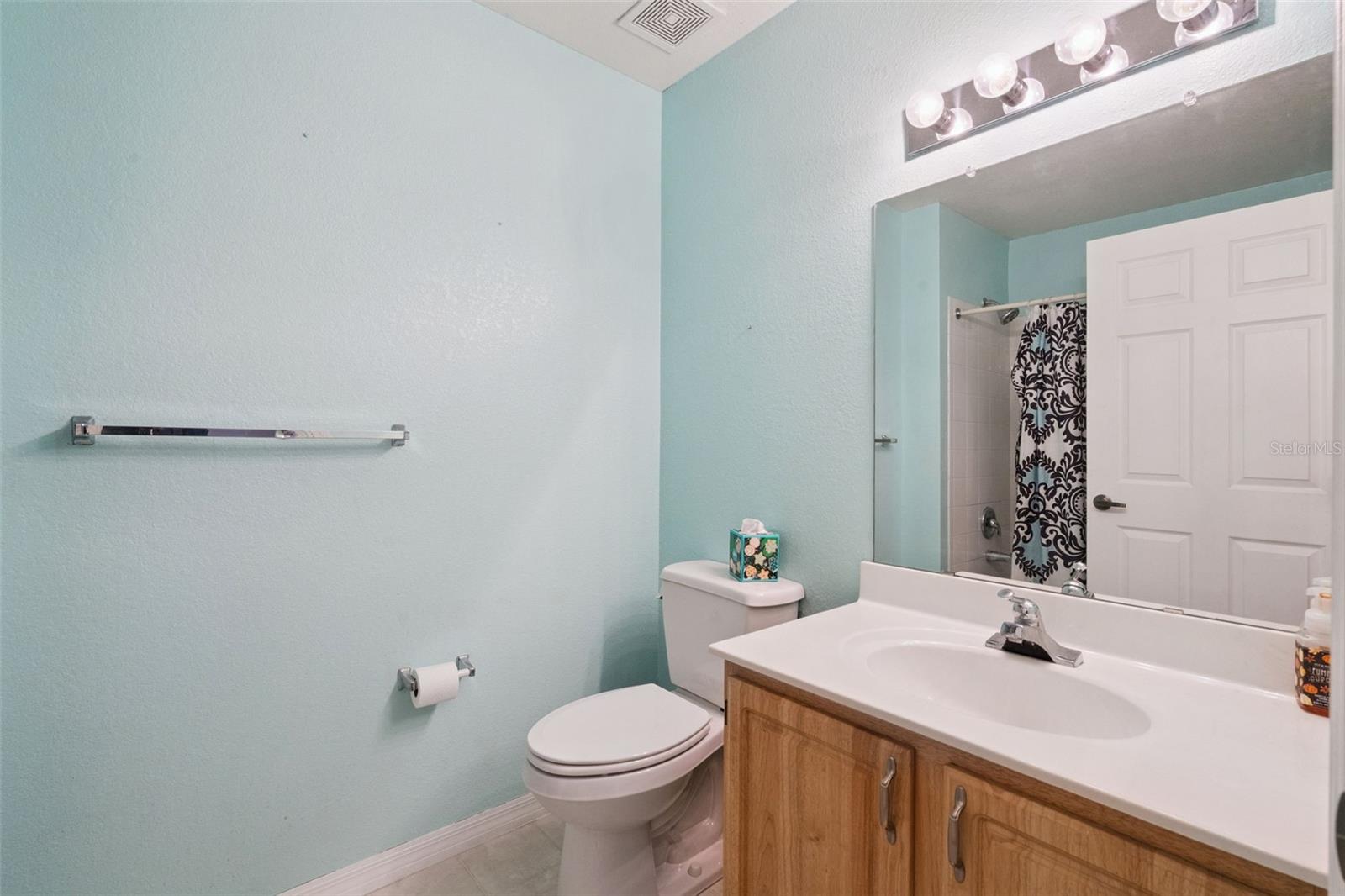 VENETIAN BAY VILLAGE CONDO PH 1 - Residential