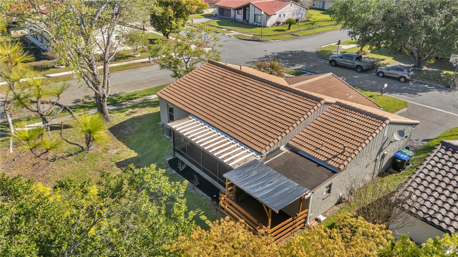 WINDMILL POINTE - Residential