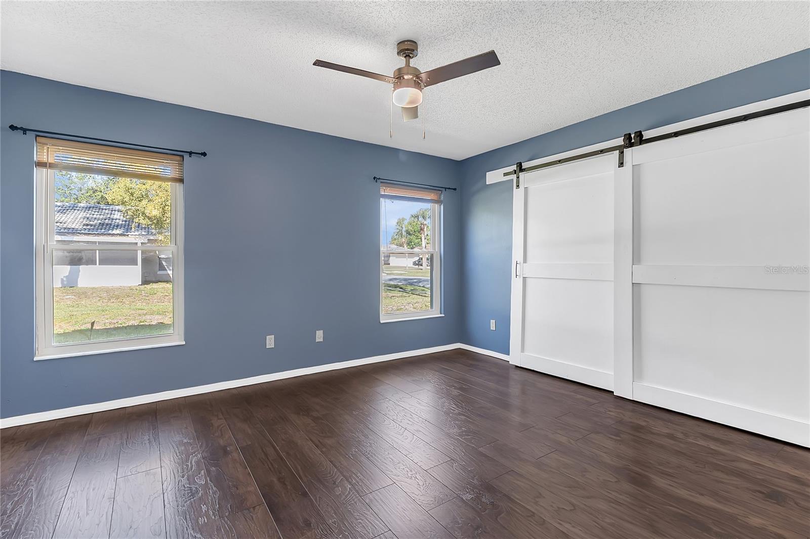 WINDMILL POINTE - Residential