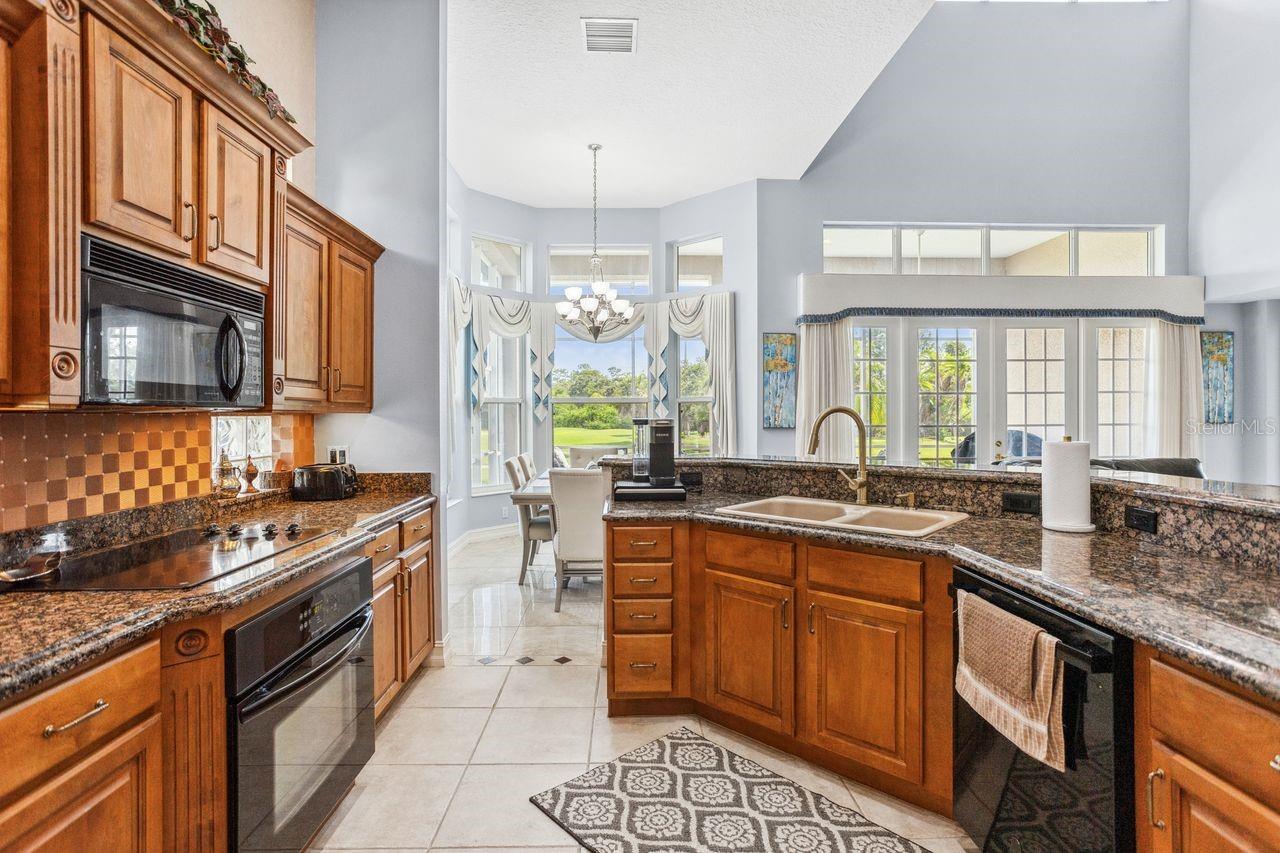 BAYOU CLUB ESTATES TR 5 PH 1 - Residential