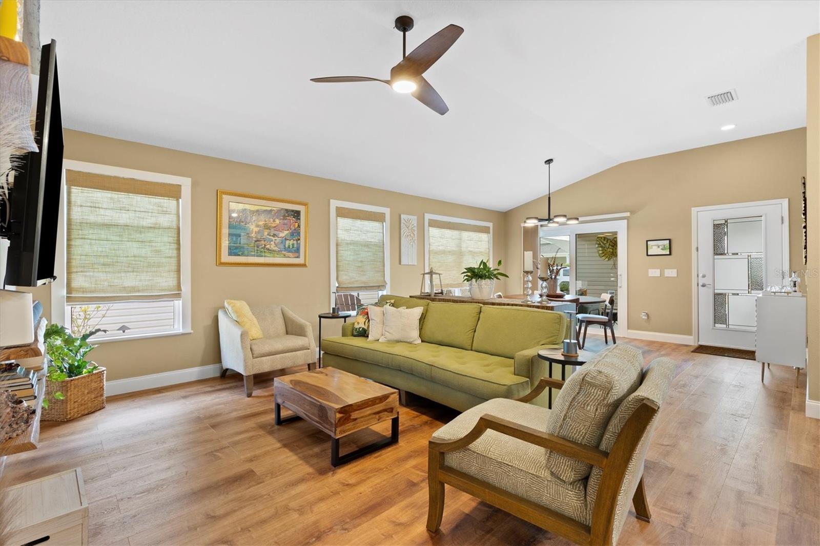 VILLAGES/SOUTHERN OAKS UN #91 - Residential