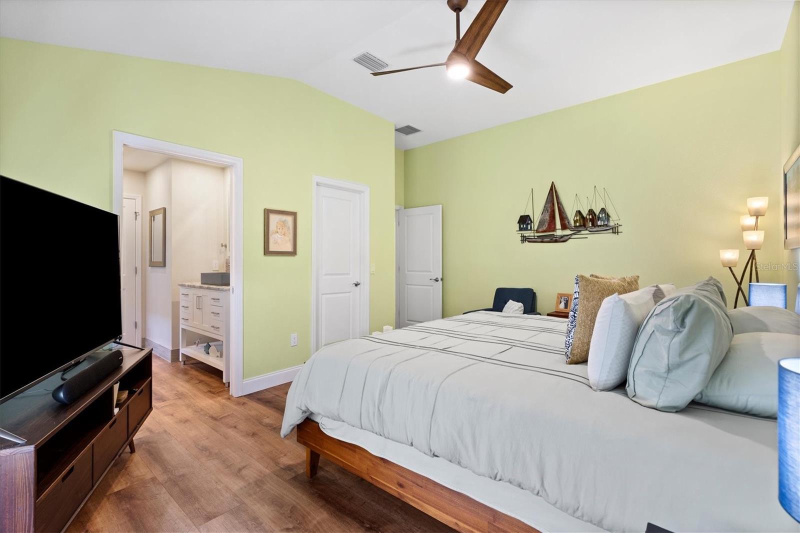 VILLAGES/SOUTHERN OAKS UN #91 - Residential