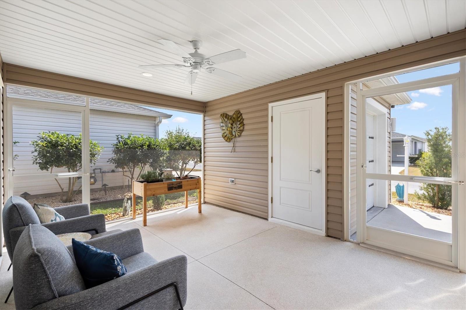 VILLAGES/SOUTHERN OAKS UN #91 - Residential