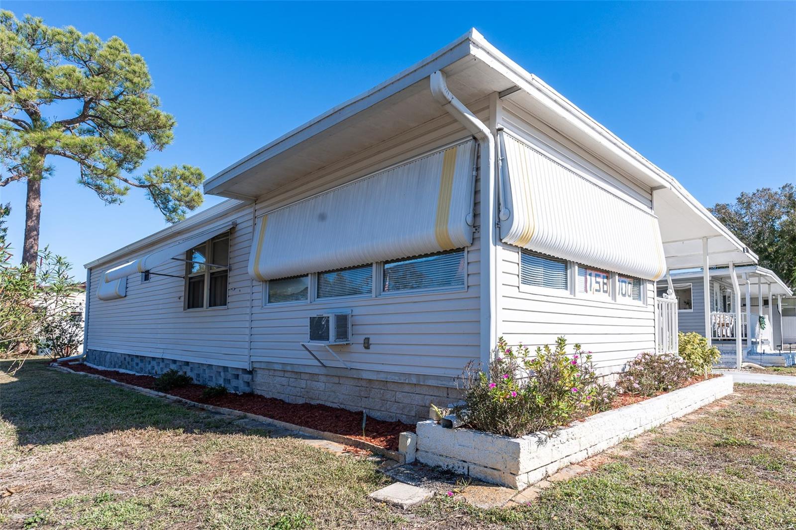 CLUB CHALET UNREC MHP - Residential