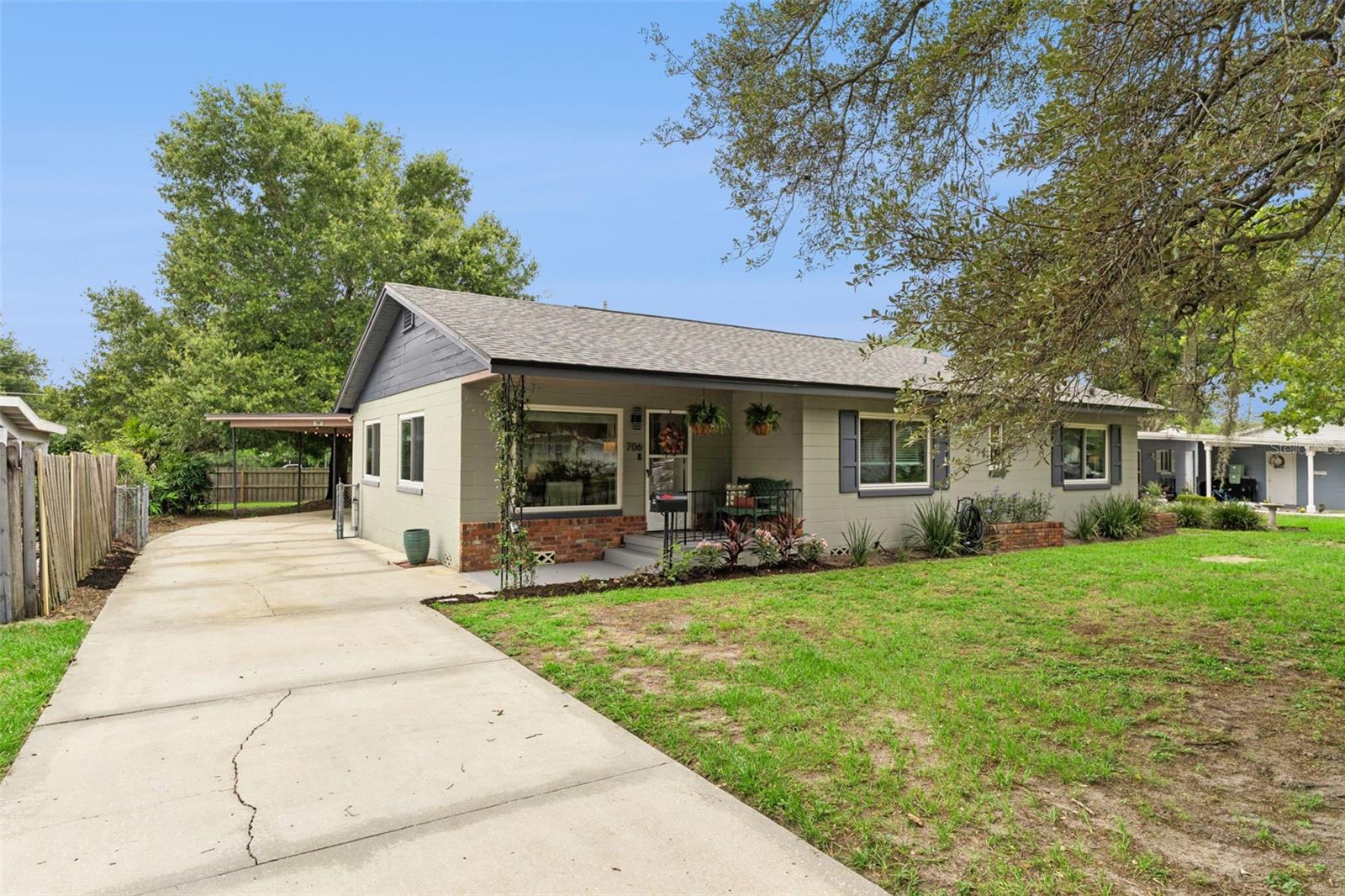 706 SPRINGVIEW DRIVE