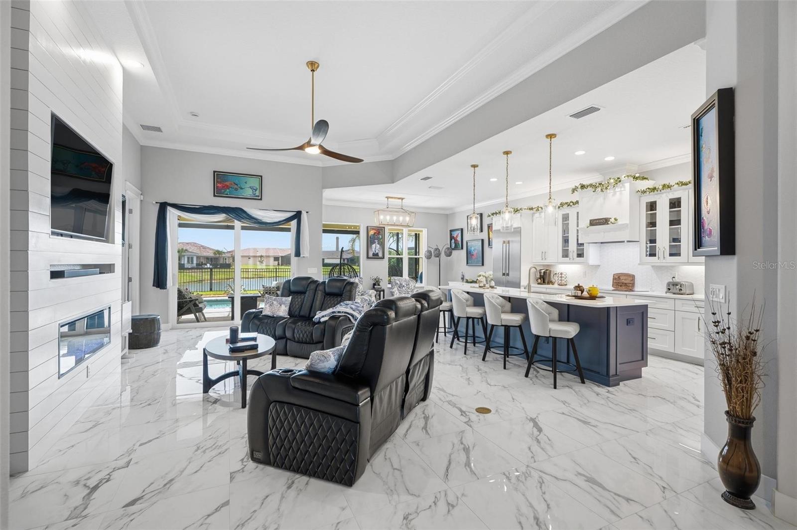 MARINA DEL PALMA - Residential