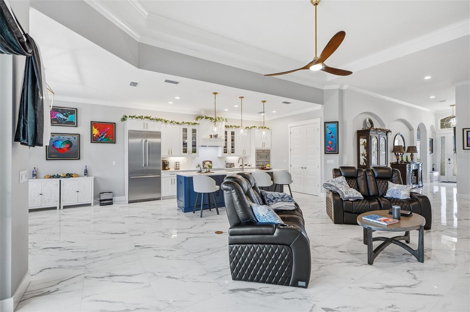 MARINA DEL PALMA - Residential