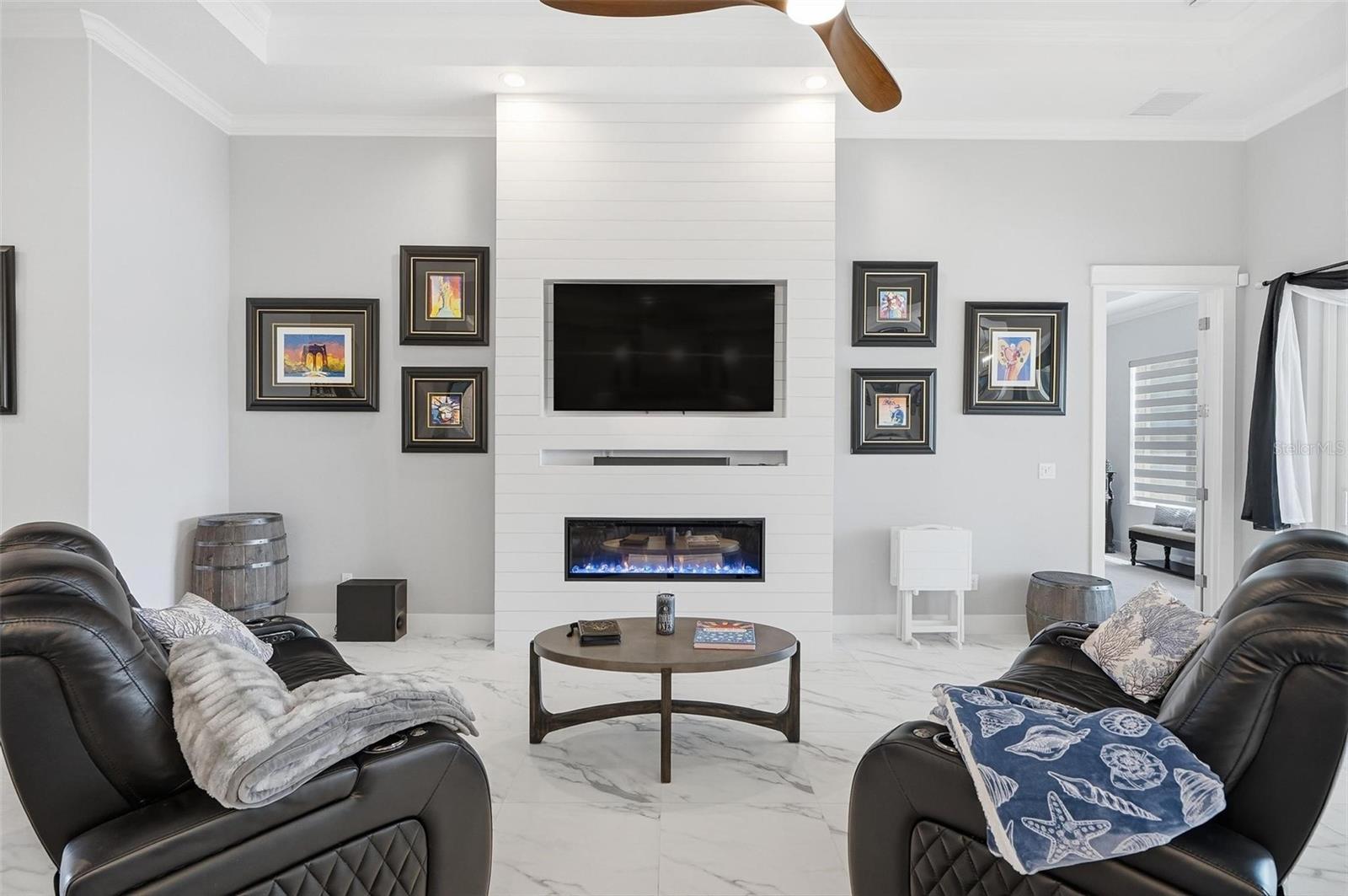 MARINA DEL PALMA - Residential