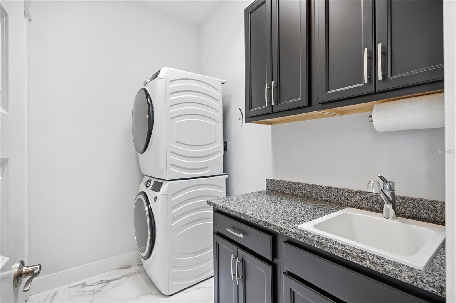 MARINA DEL PALMA - Residential