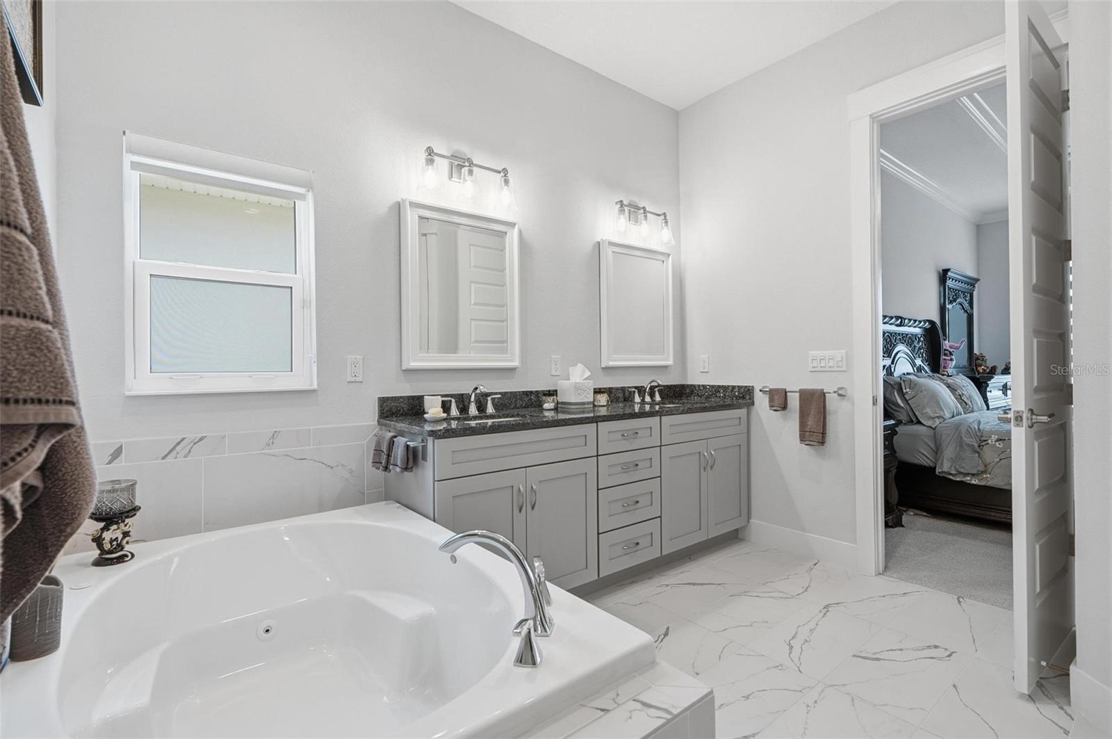 MARINA DEL PALMA - Residential