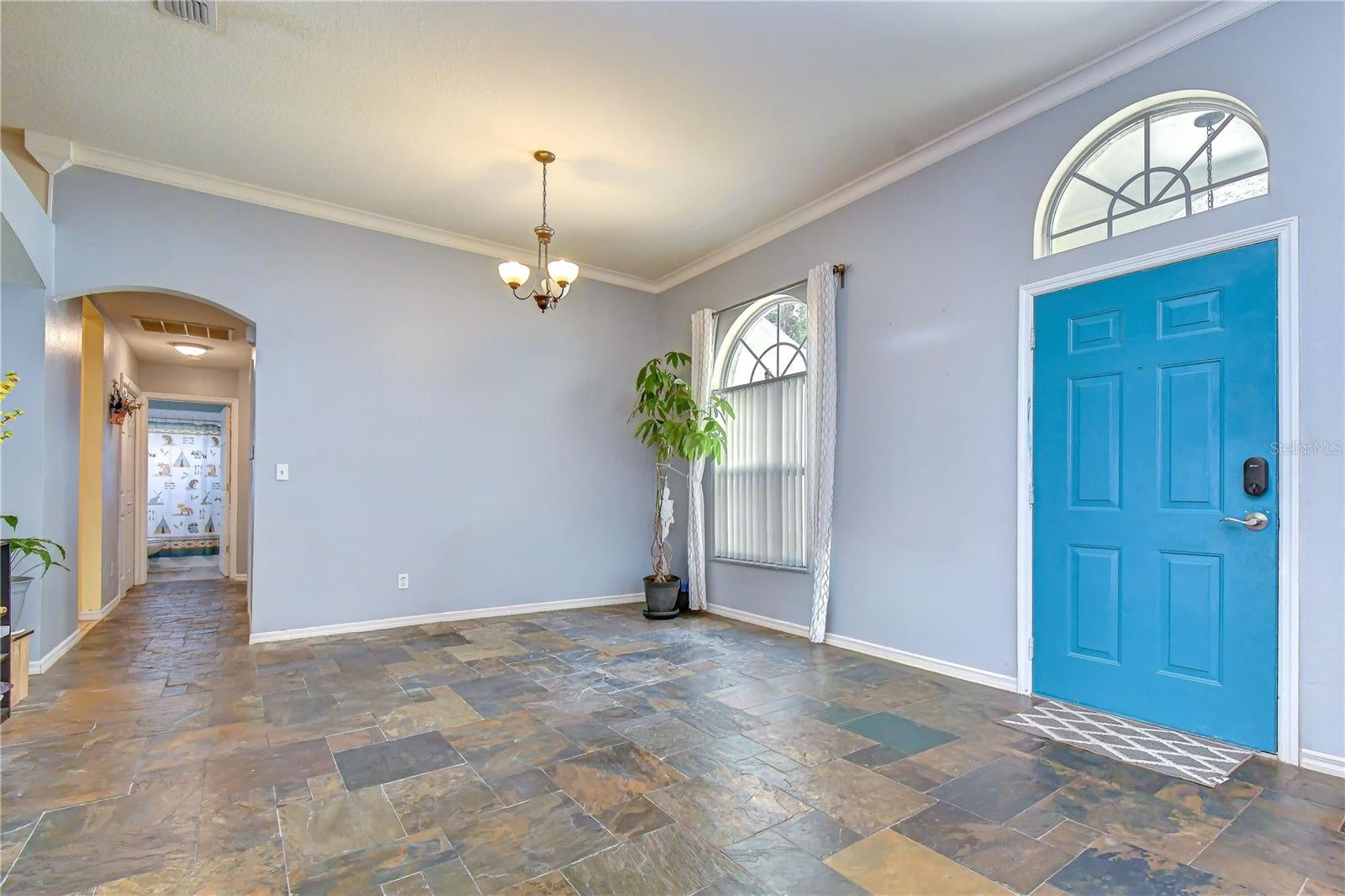 4822 PORTOBELLO CIRCLE