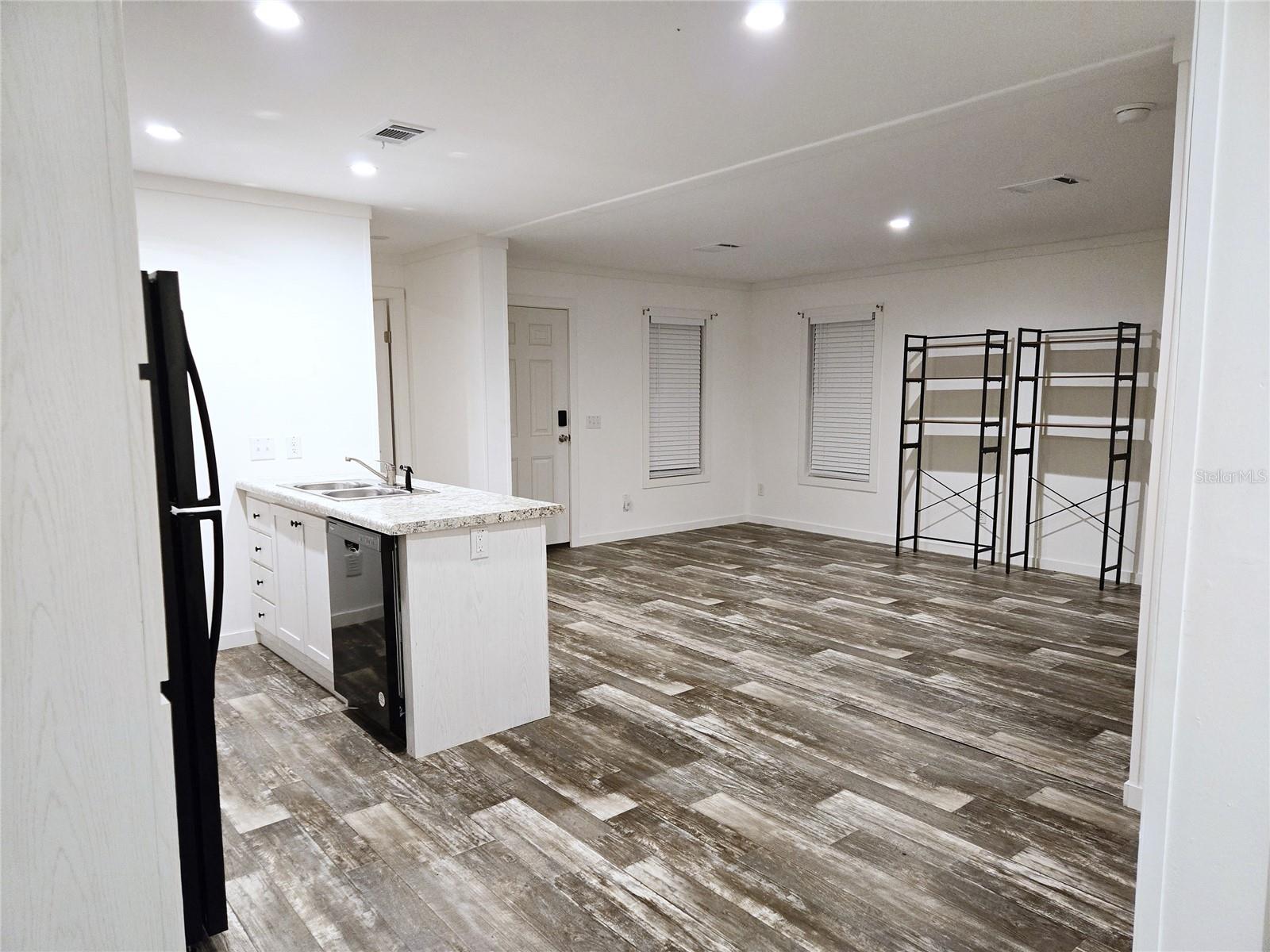 BETMAR ACRES - Residential Lease