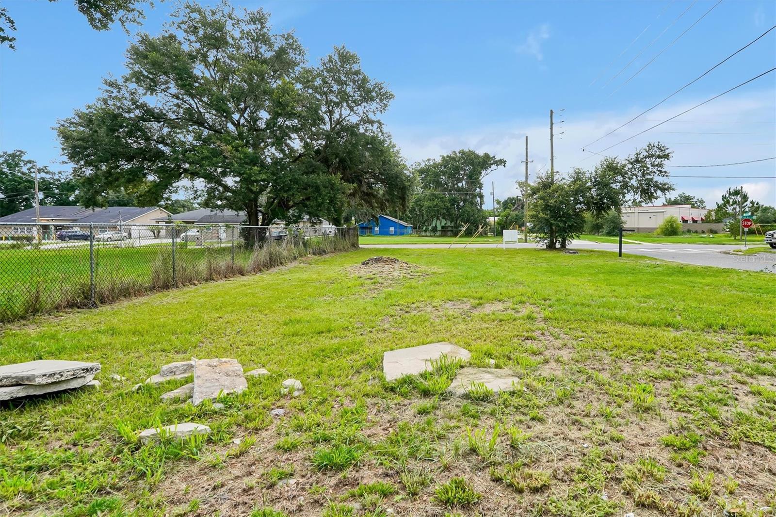 100 N PINE HILLS ROAD