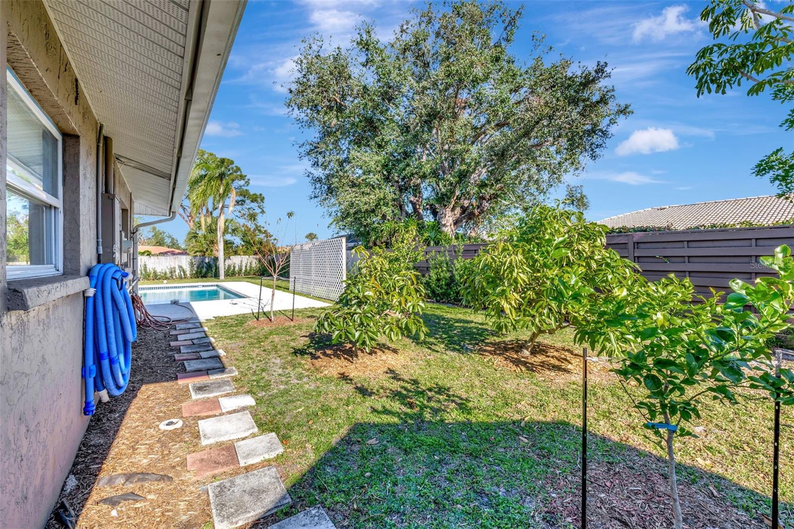 GULF GATE WOODS - Residential
