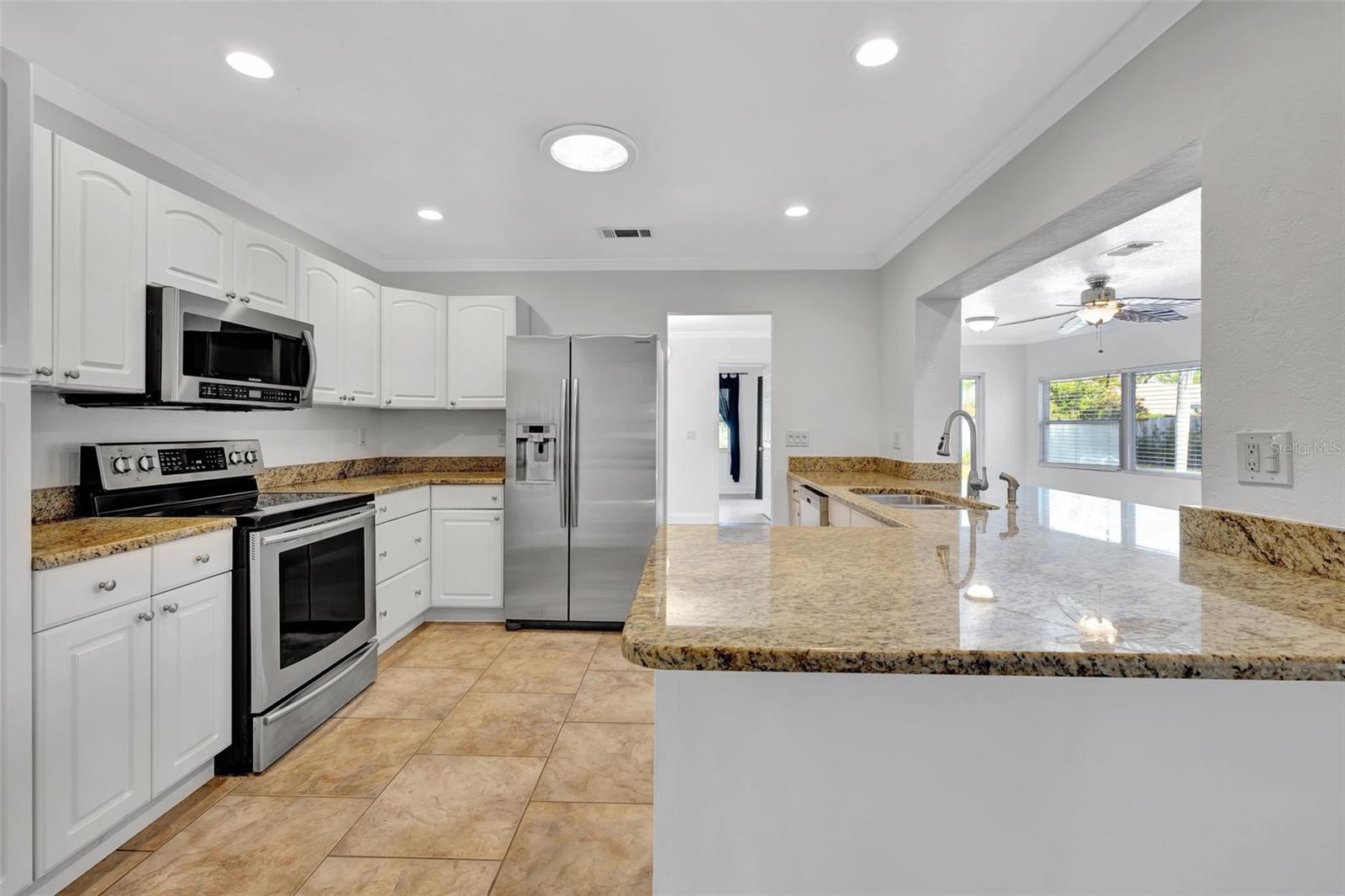 GULF GATE WOODS - Residential