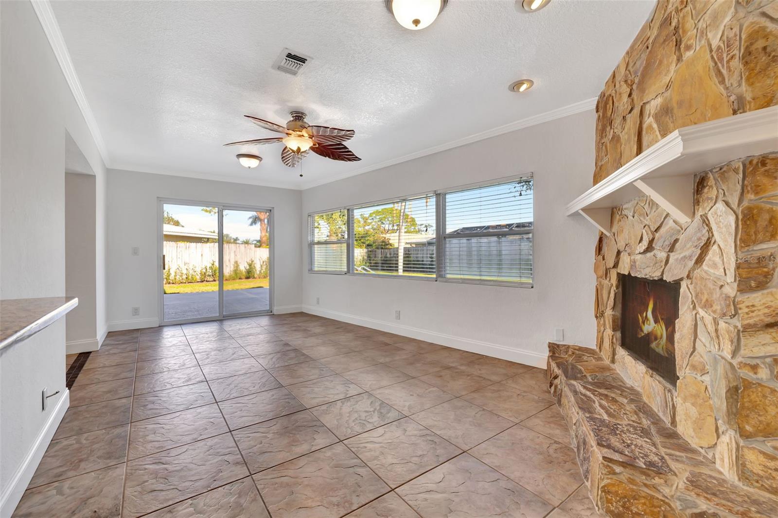 GULF GATE WOODS - Residential