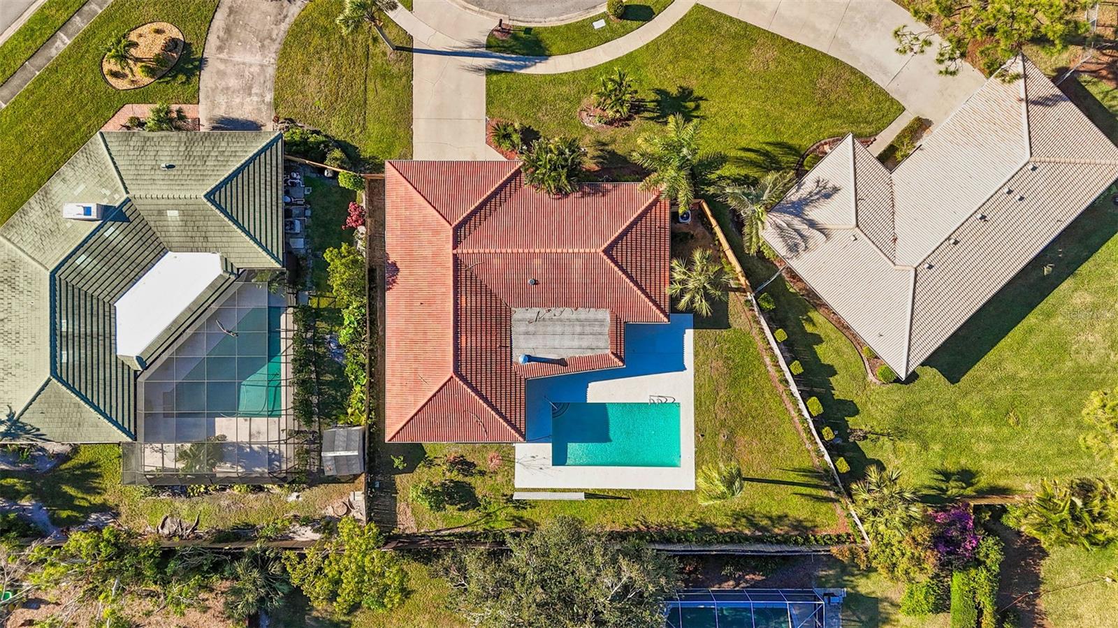 2851 HARDEE DRIVE