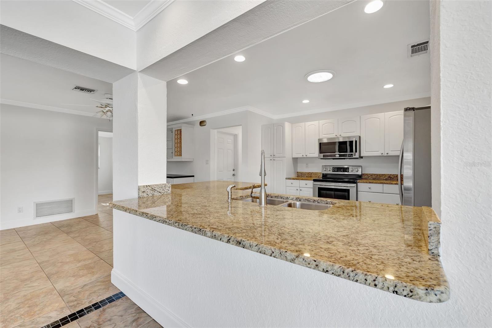 GULF GATE WOODS - Residential