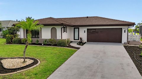 A home in PUNTA GORDA