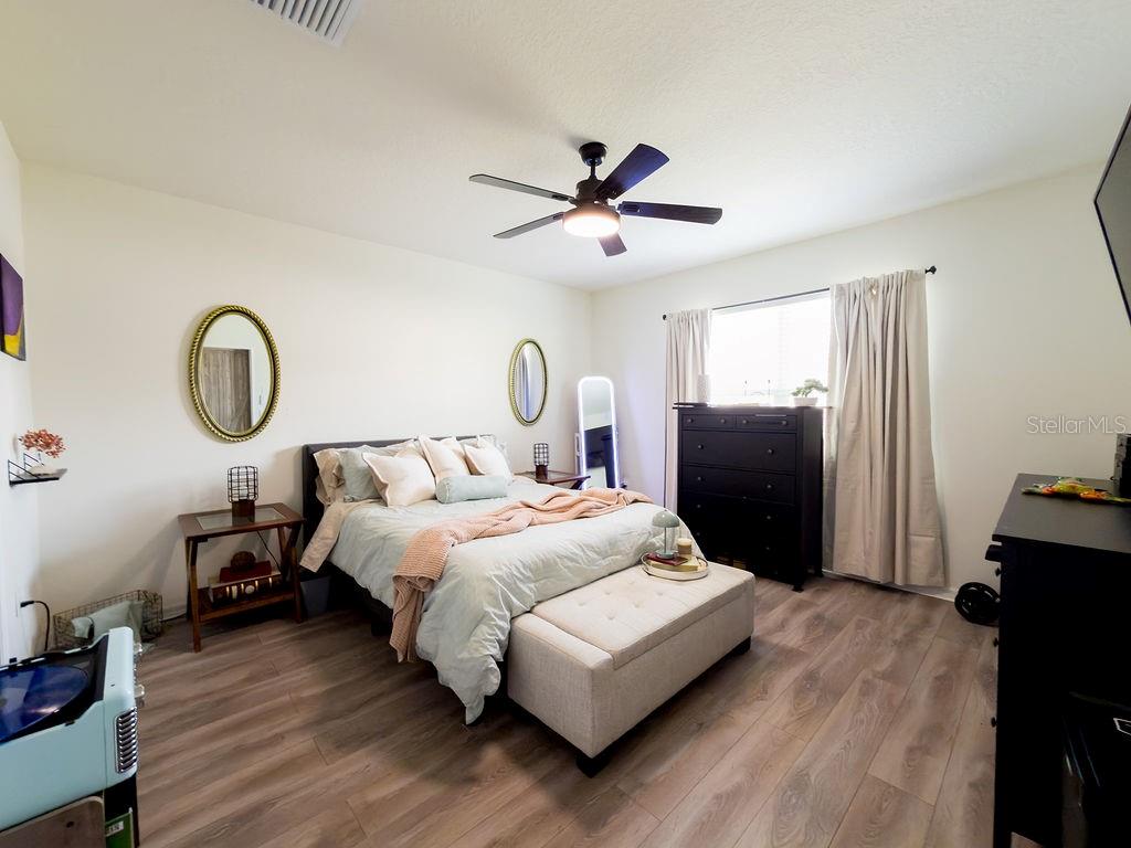 SOUTHSHORE BAY - Residential