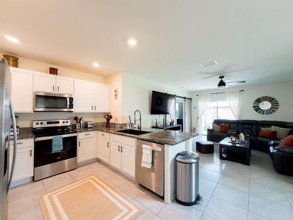 SOUTHSHORE BAY - Residential