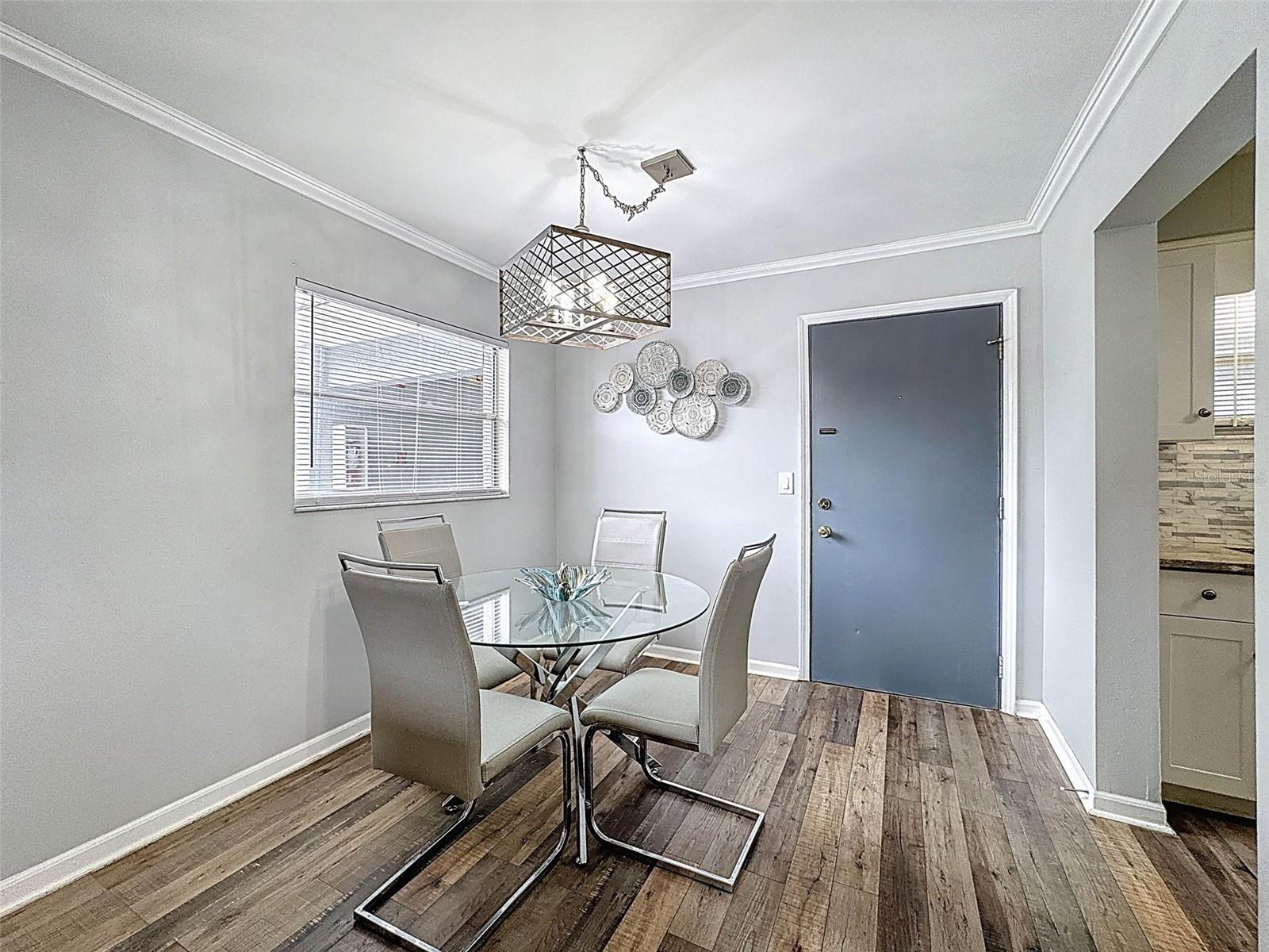 5509 FOUNTAIN LAKE CIRCLE C209