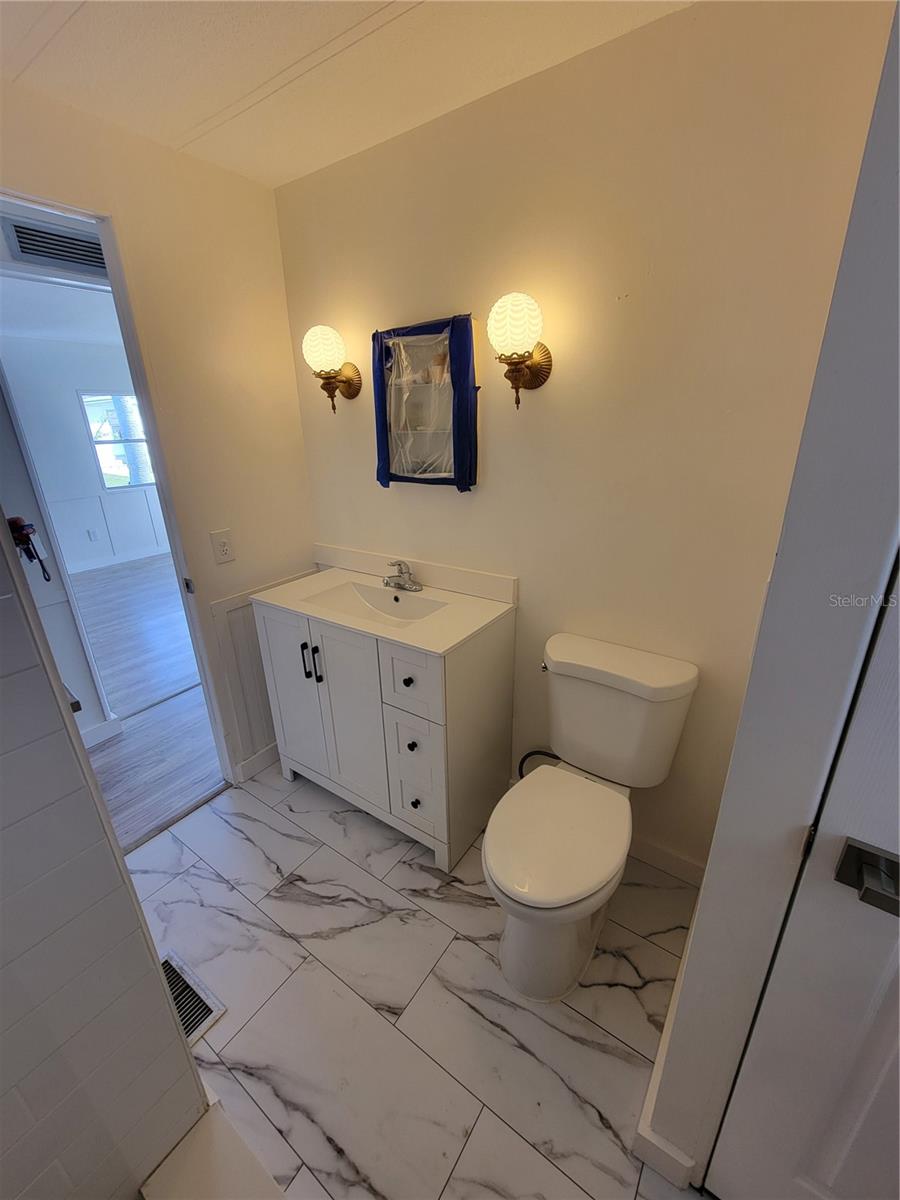 SENATE MANOR UNREC - Residential