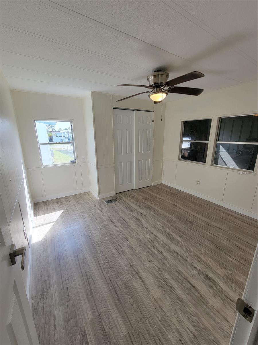 SENATE MANOR UNREC - Residential