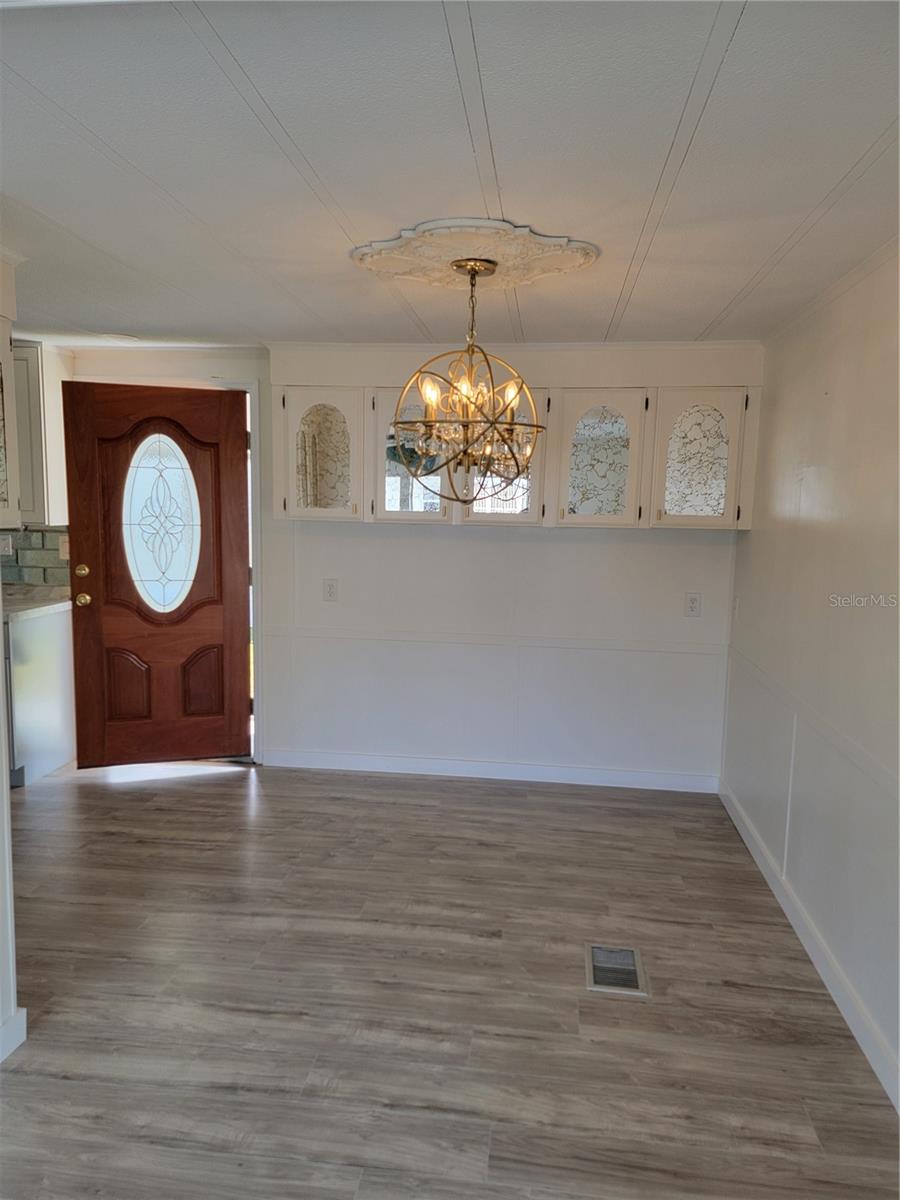 SENATE MANOR UNREC - Residential