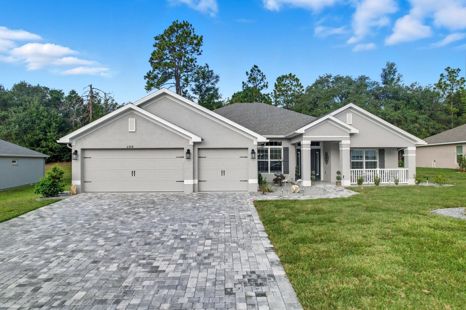 JULIETTE FALLS - Residential