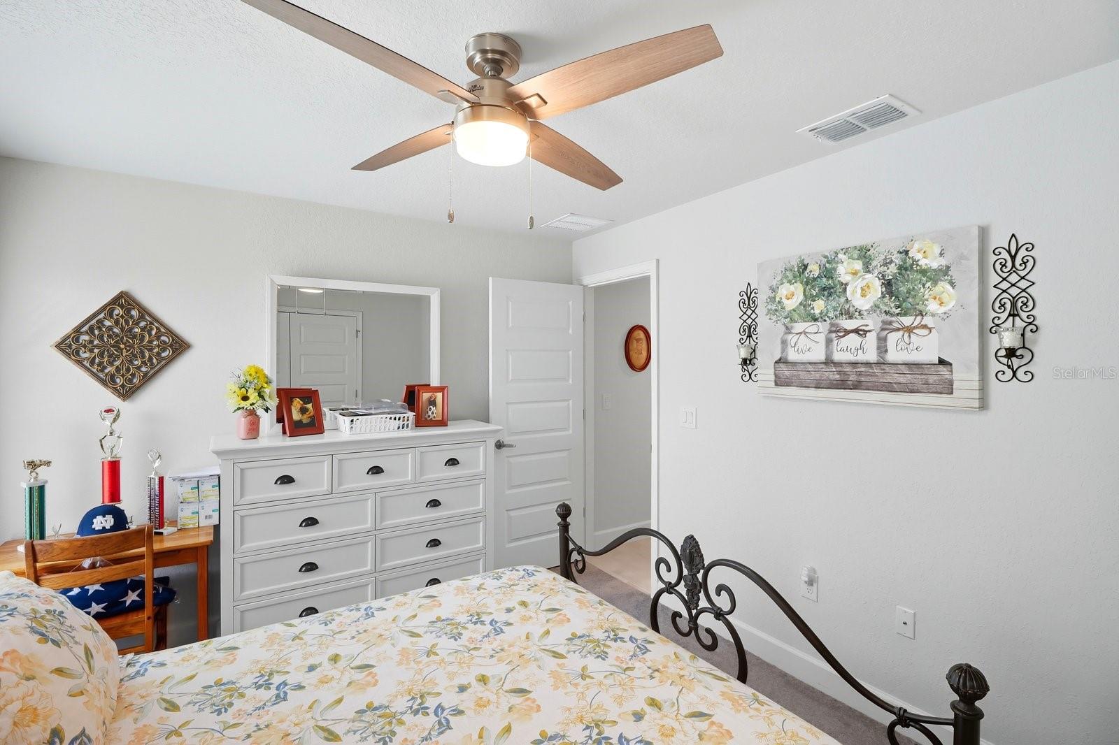 JULIETTE FALLS - Residential