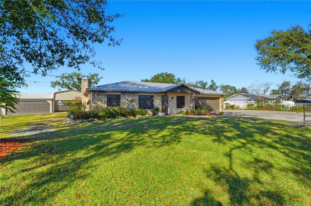 Photo of 5309 S Farkas Road, Plant City, FL 33567 (MLS # TB8468425)