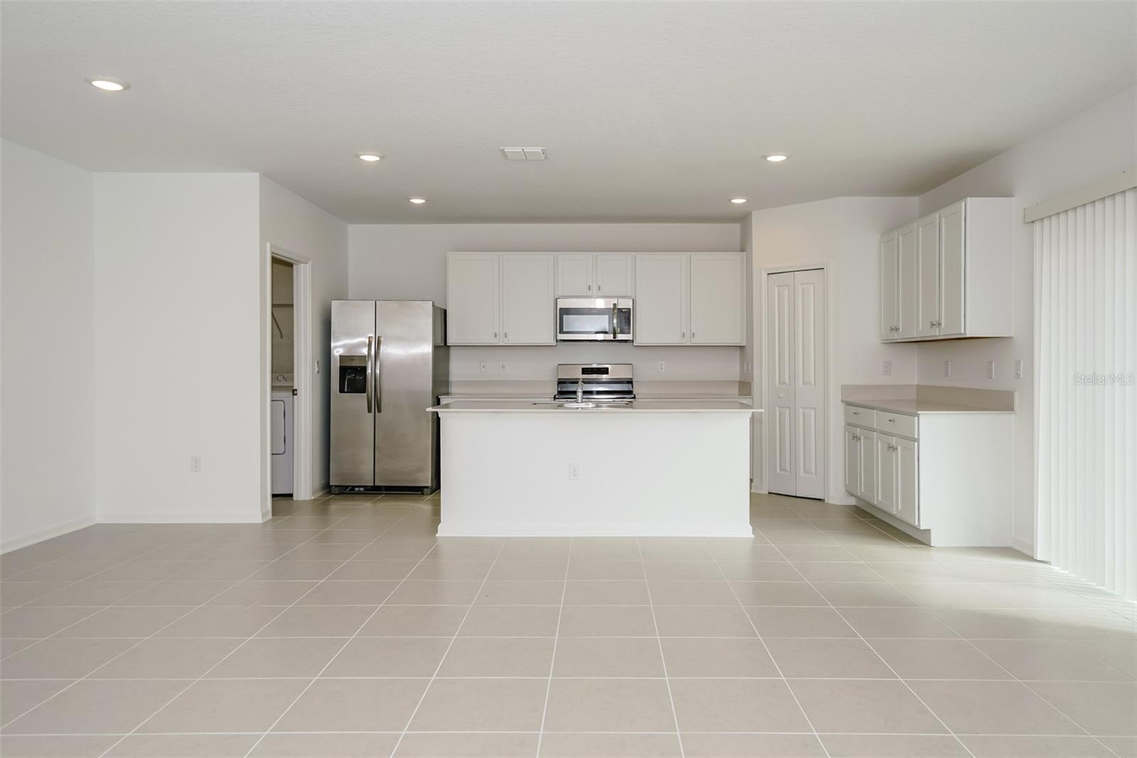 INTEGRATED LPGA PH B - Residential Lease