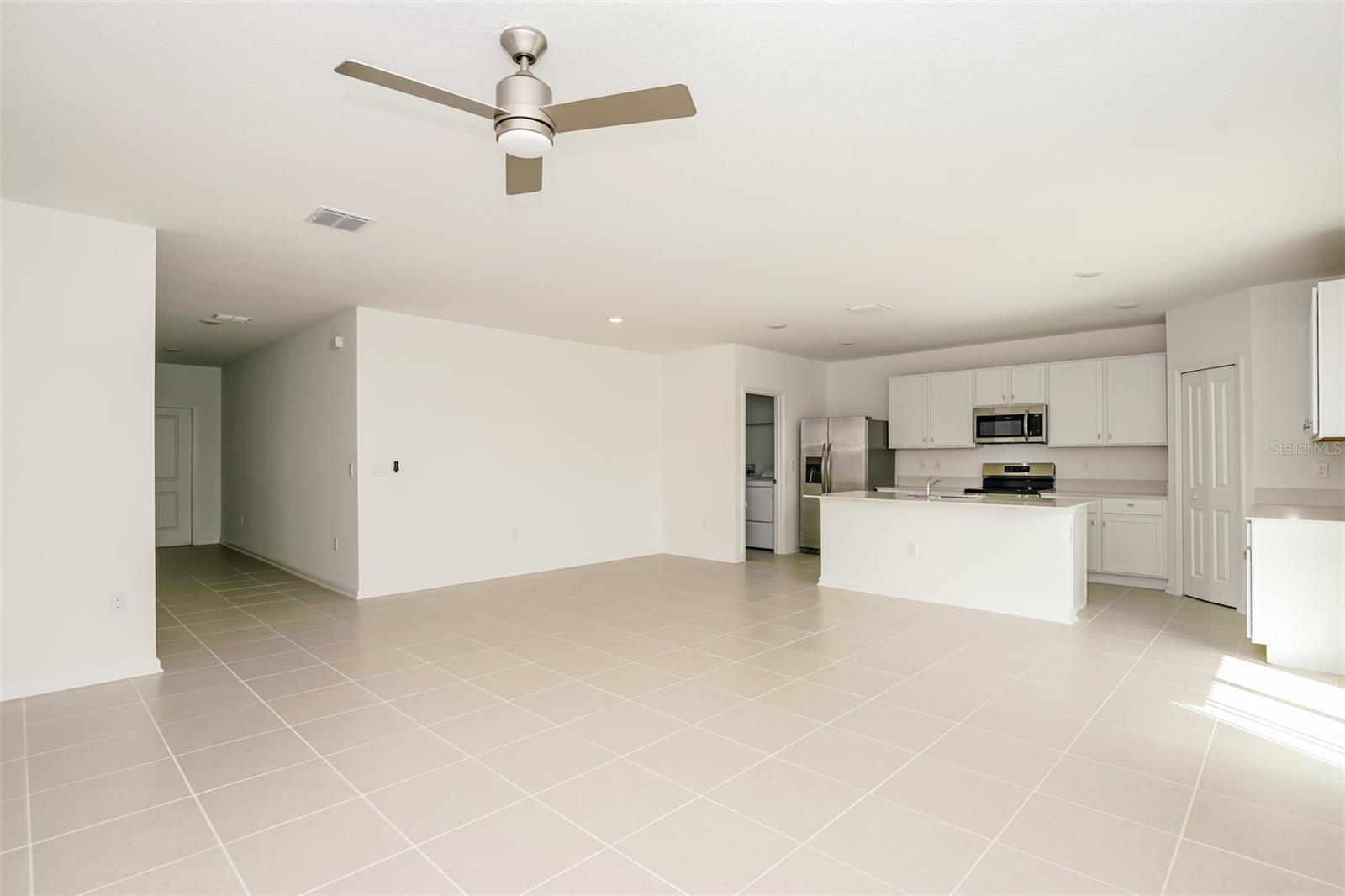 INTEGRATED LPGA PH B - Residential Lease