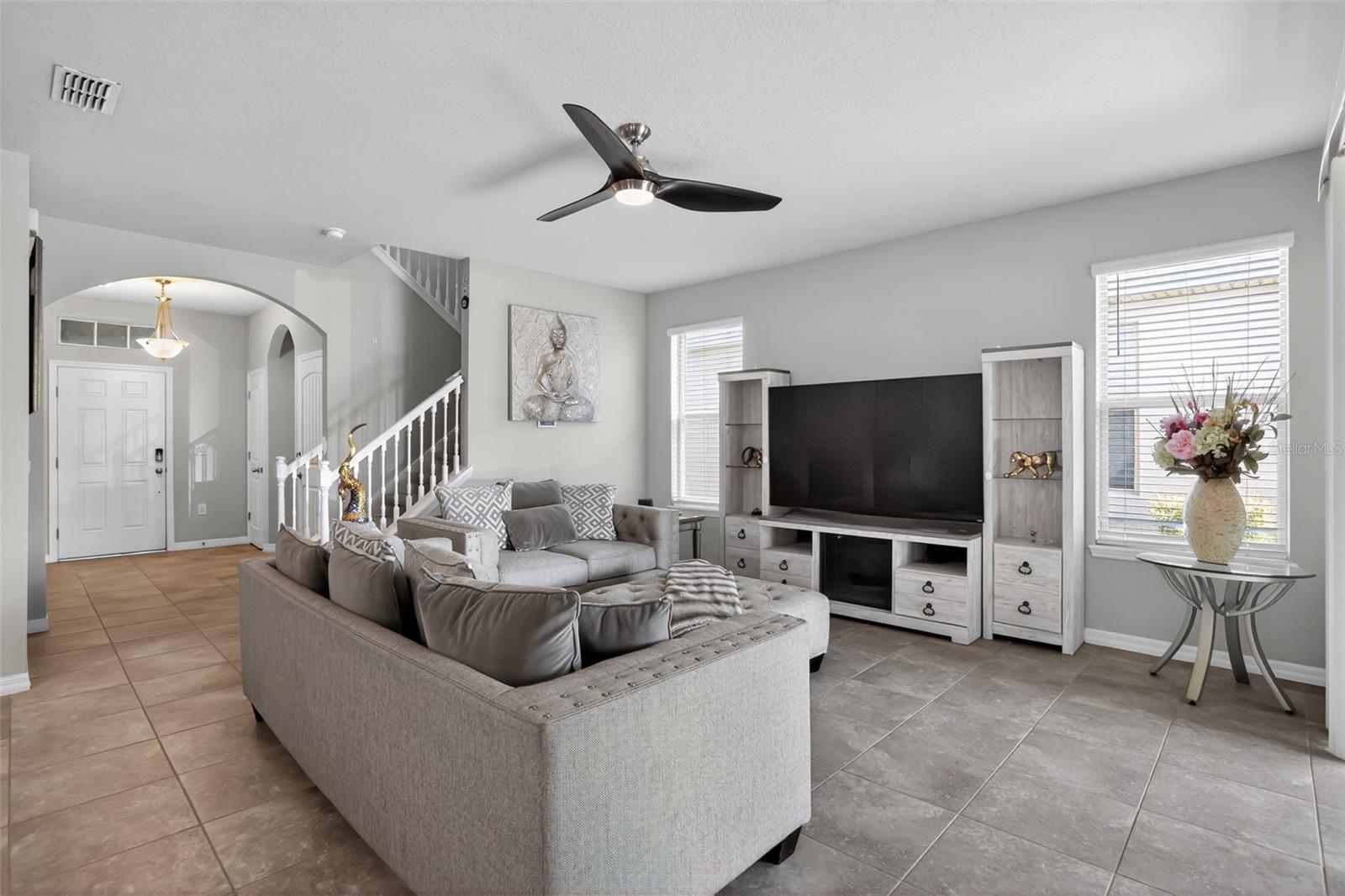 WATERLEIGH PH 2D - Residential