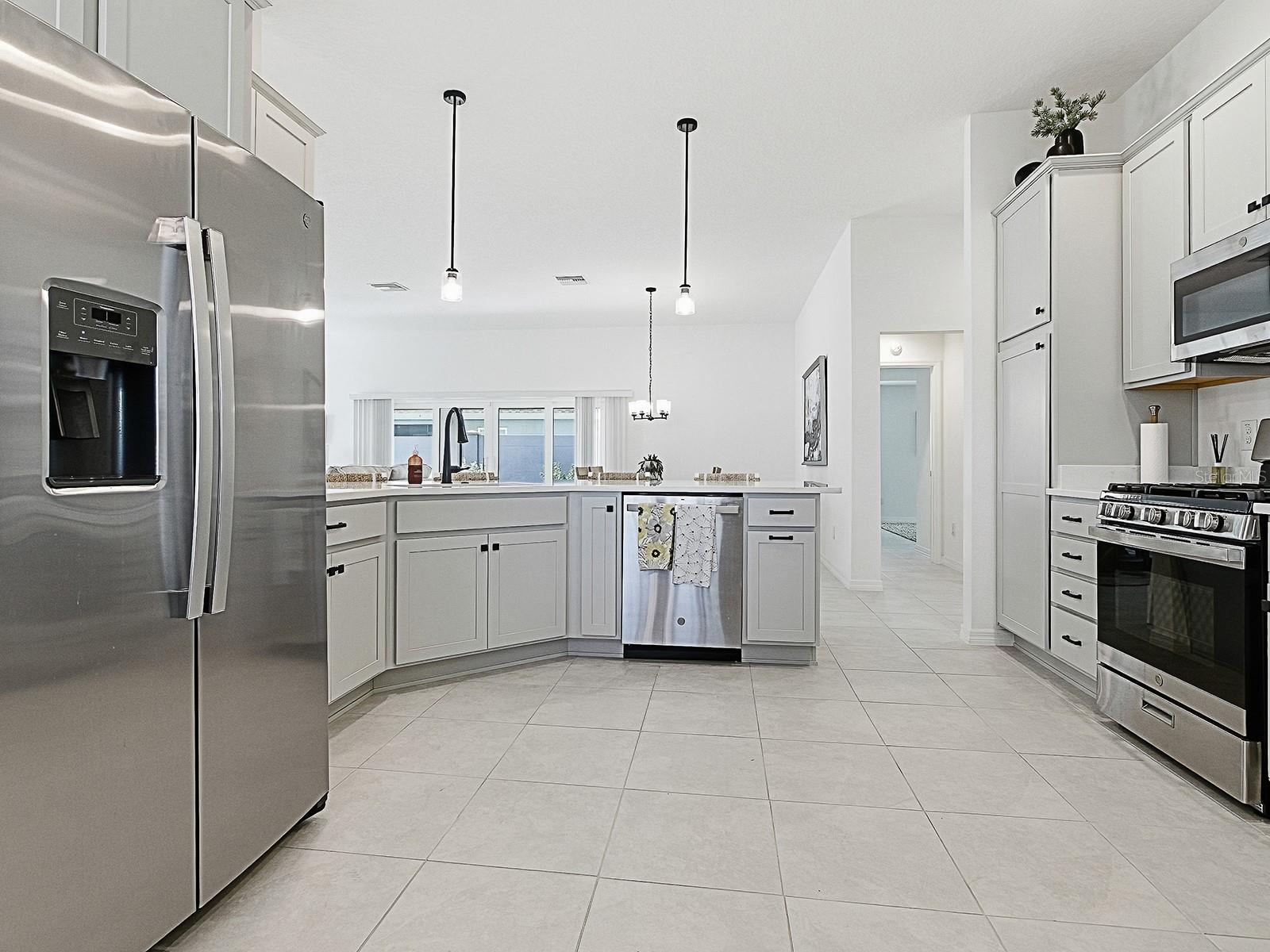 THE VILLAGES OF WEST LAKE - Residential