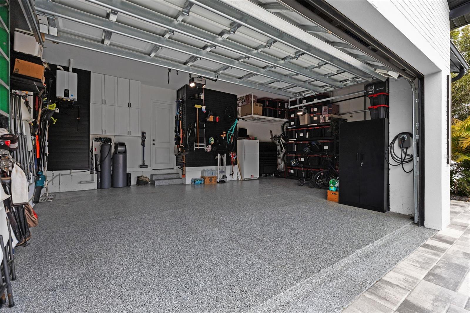 BROBSTON FENDIG & CO HALF WA - Residential