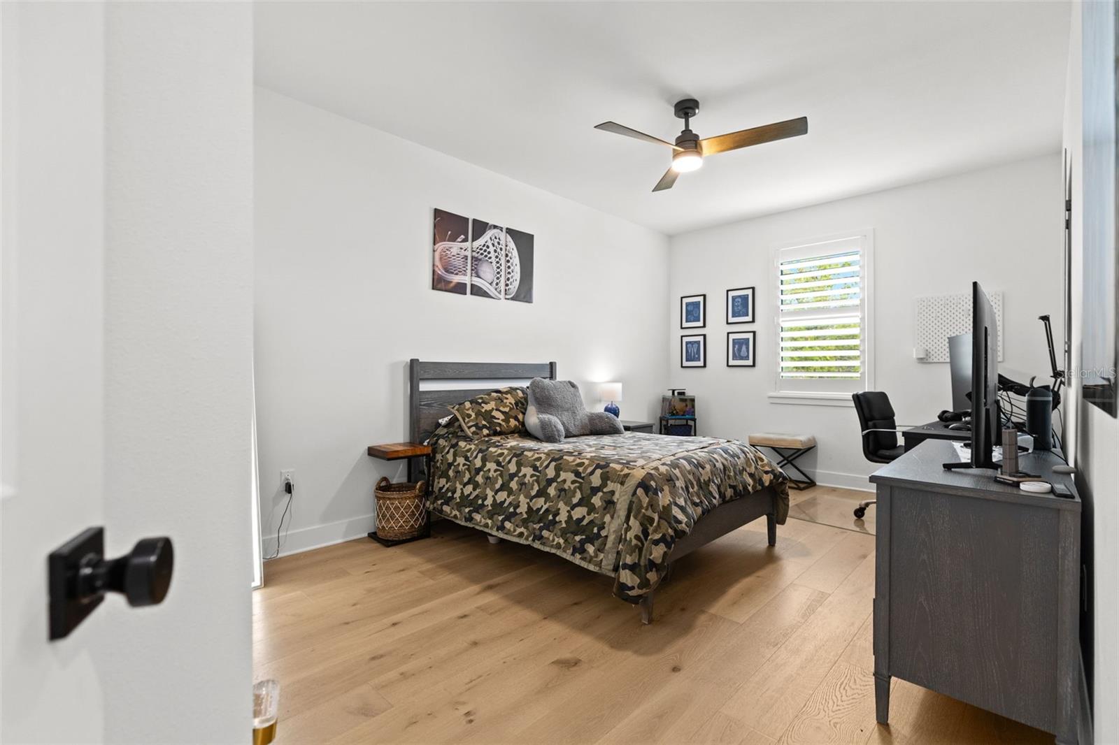 BROBSTON FENDIG & CO HALF WA - Residential