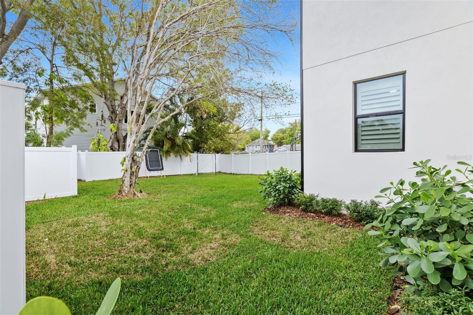 BROBSTON FENDIG & CO HALF WA - Residential