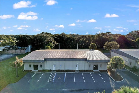 Photo of 300 Richey Road, Leesburg, FL 34748 (MLS # G5116070)