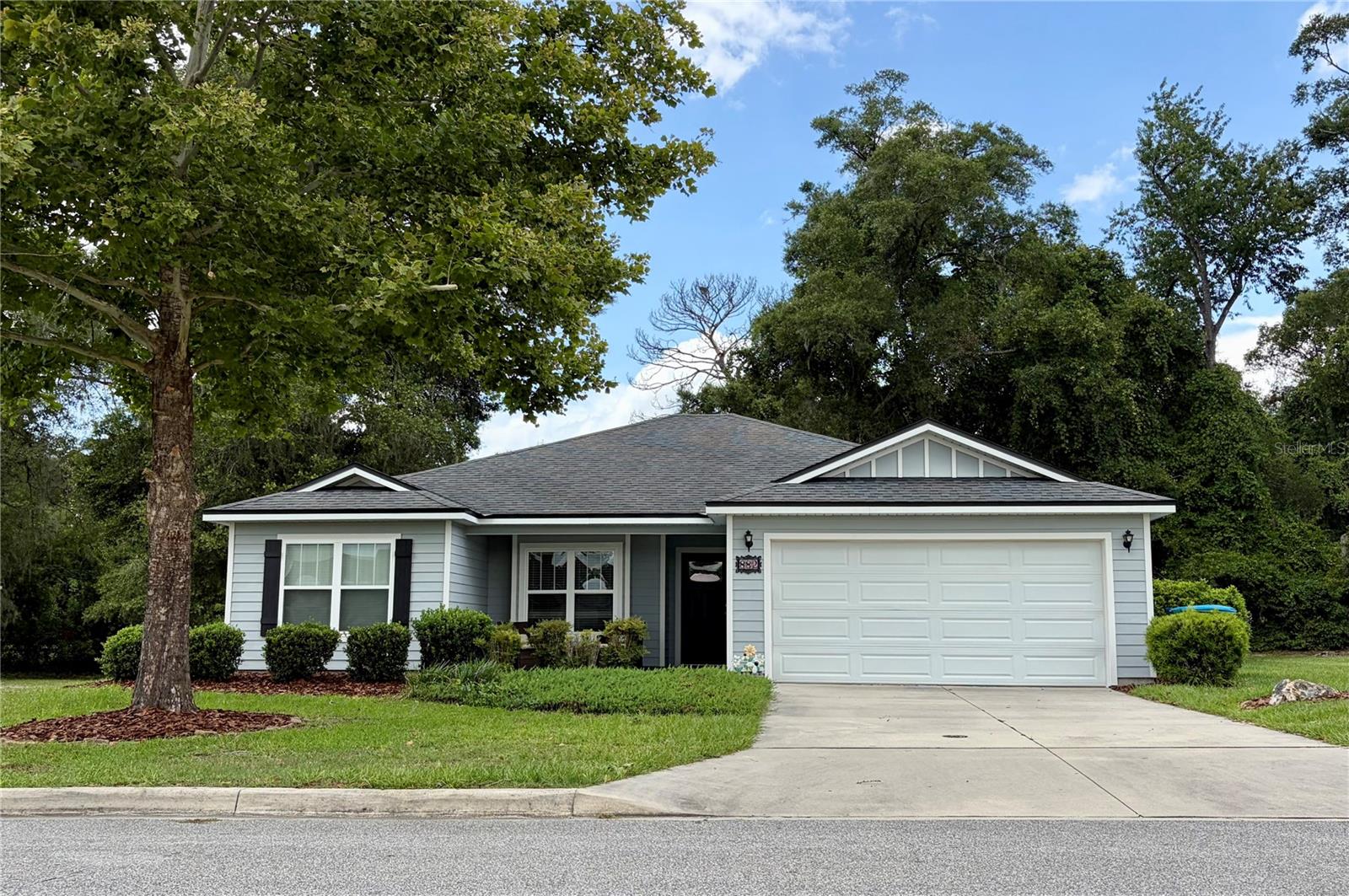 882 NW 256TH WAY