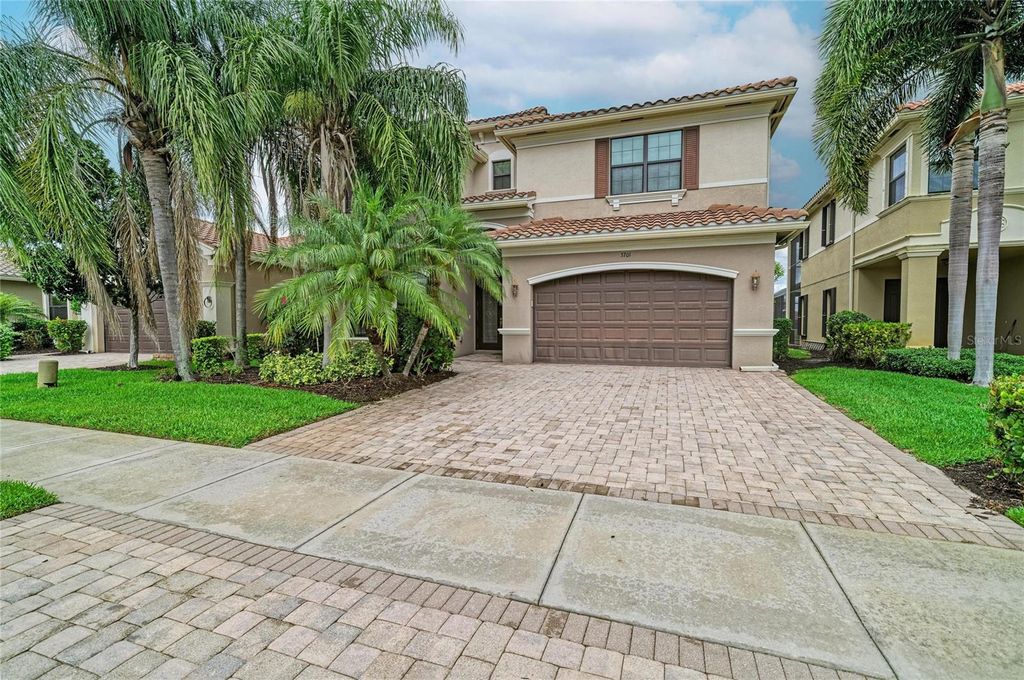 Photo of 3701 Pleasant Springs Drive, Naples, FL 34119 (MLS # C7526255)