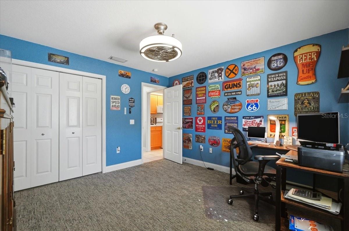 SUTTON PLACE PH II - Residential