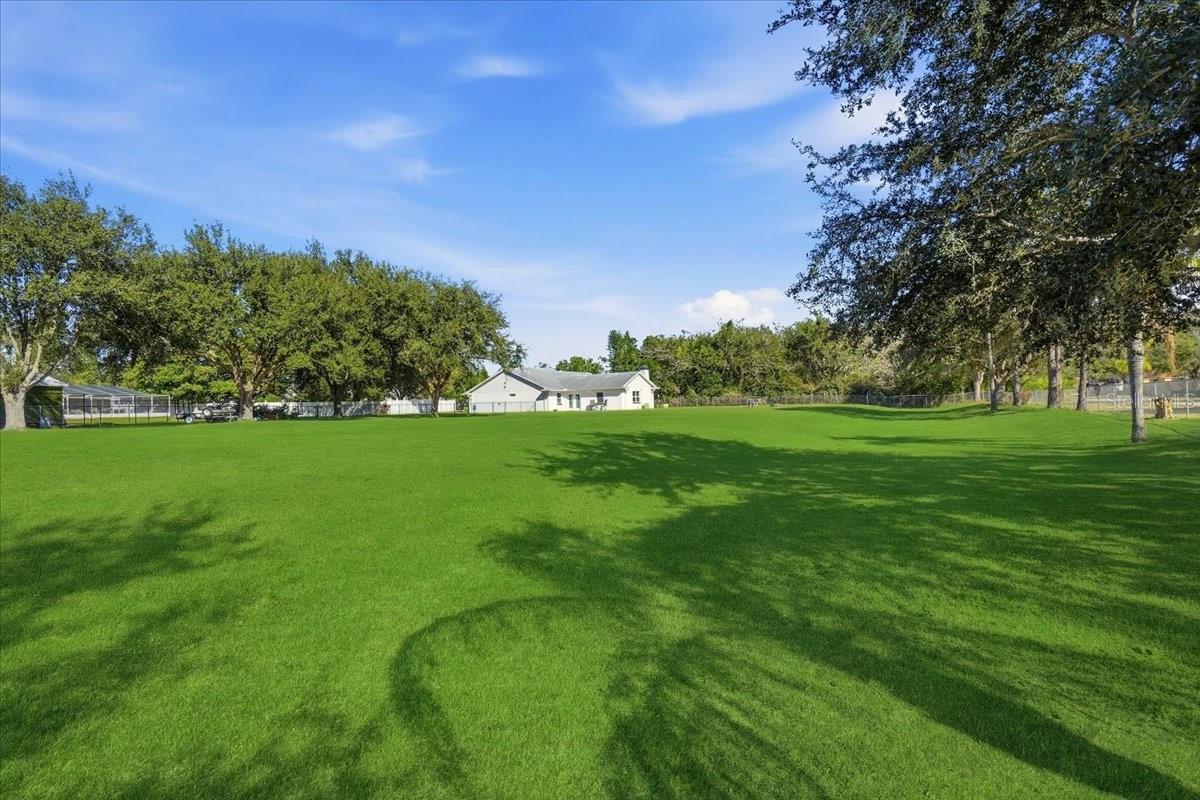 SUTTON PLACE PH II - Residential